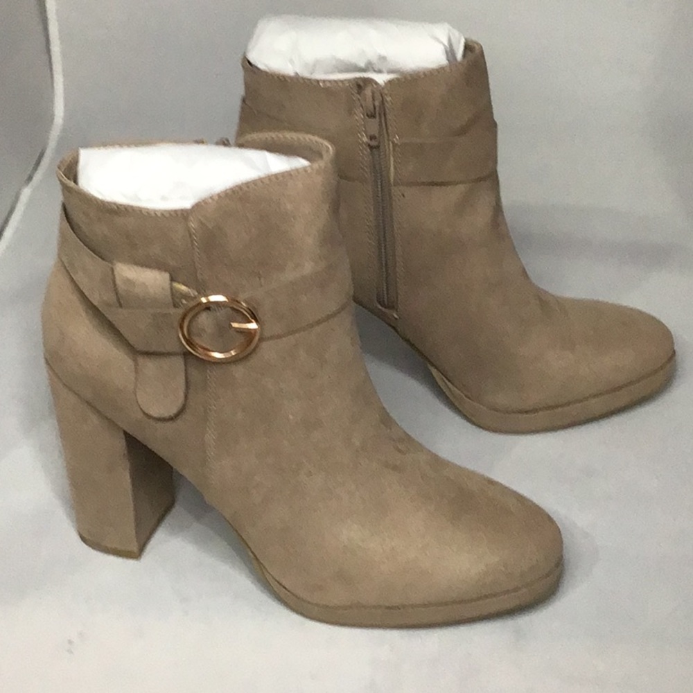 LC Lauren Avant Taupe Ankle Boots